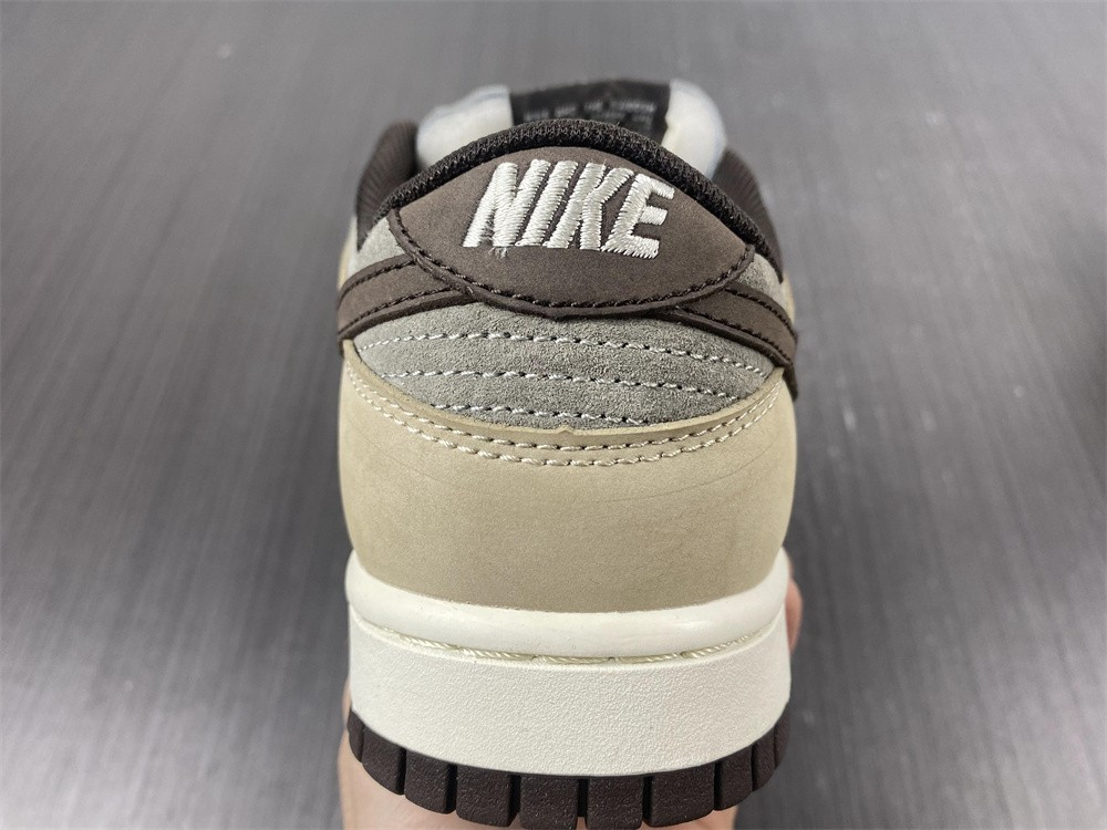 Otomo Katsuhiro x Nike SB Dunk Low Steamboy OST White Brown LF0039-002