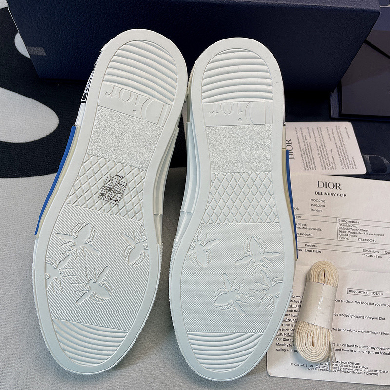 DR B23 High Top Sneaker