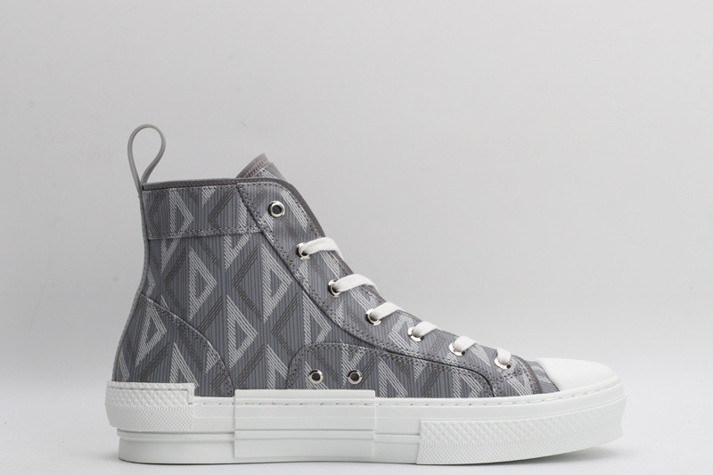 DR B23 High Top Sneaker