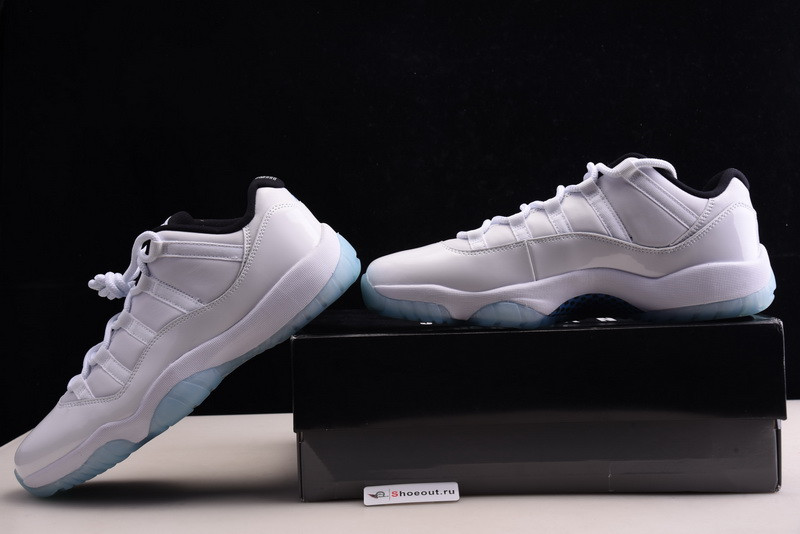 Air Jordan 11 Low Legend Blue AV2187-117