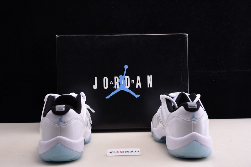 Air Jordan 11 Low Legend Blue AV2187-117