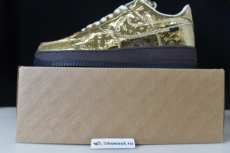 AIR FORCE 1 LOW Metallic Gold