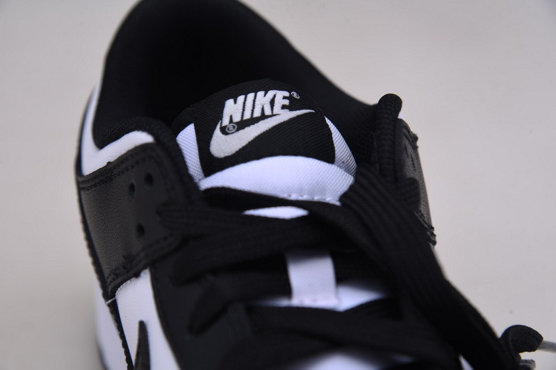 Nike Dunk Low “PANDA” DD1391-100