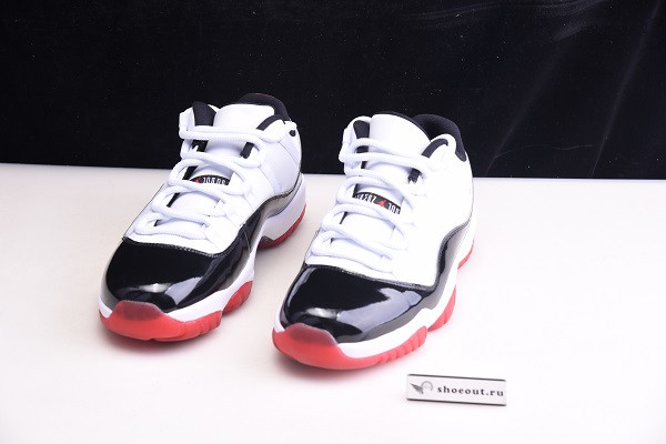 Air Jordan 11 Retro Low Concord Bred AV2187-160