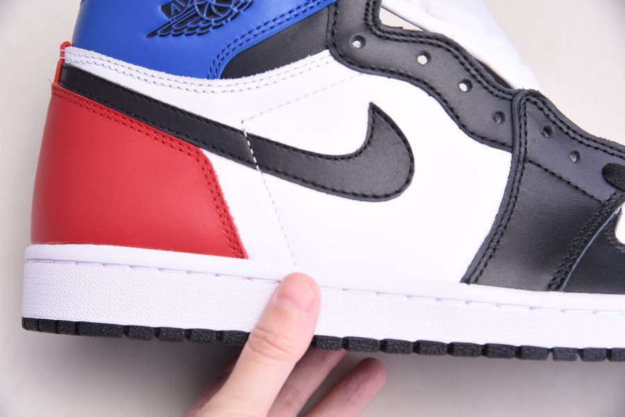 Air Jordan 1 Retro High Top 3 2.0 DA2728-100-1