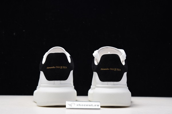 MQ Sneakers 462214-WHGP7-9374