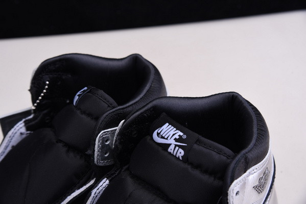 Air Jordan 1 High OG WMNS “Silver Toe” CD0461-001