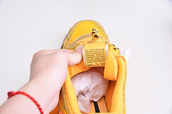 OFF White x Nike Air Rubber Dunk “University Gold” CU6015-700