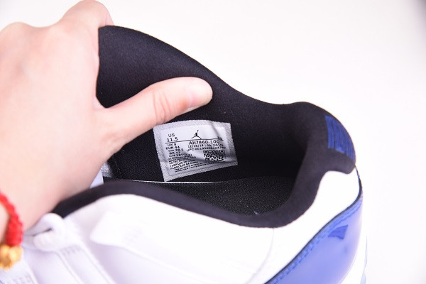 Air Jordan 11 Retro Low White Concord AH7860-100