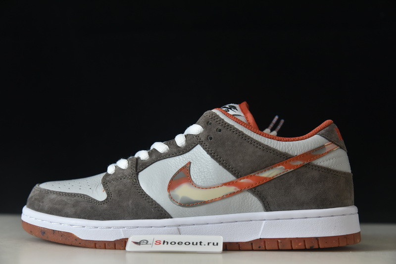 Crushed D.C. x Nike SB Dunk Low DH7782-001