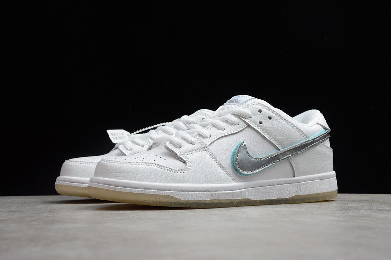 Di*m*nd x nike sb dunk low bv1310-100