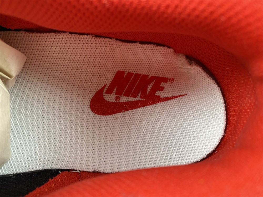 Otomo Katsuhiro x Nike SB Dunk Low Steamboy OST LF0039-004