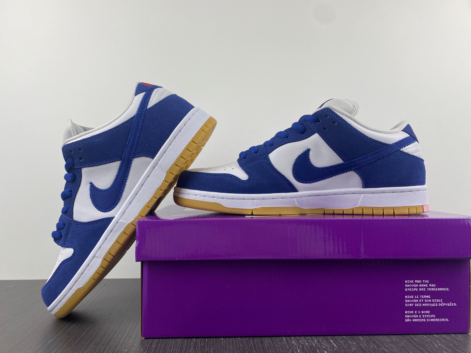 Nike SB Dunk Low “LA Dodgers” DO9395-400