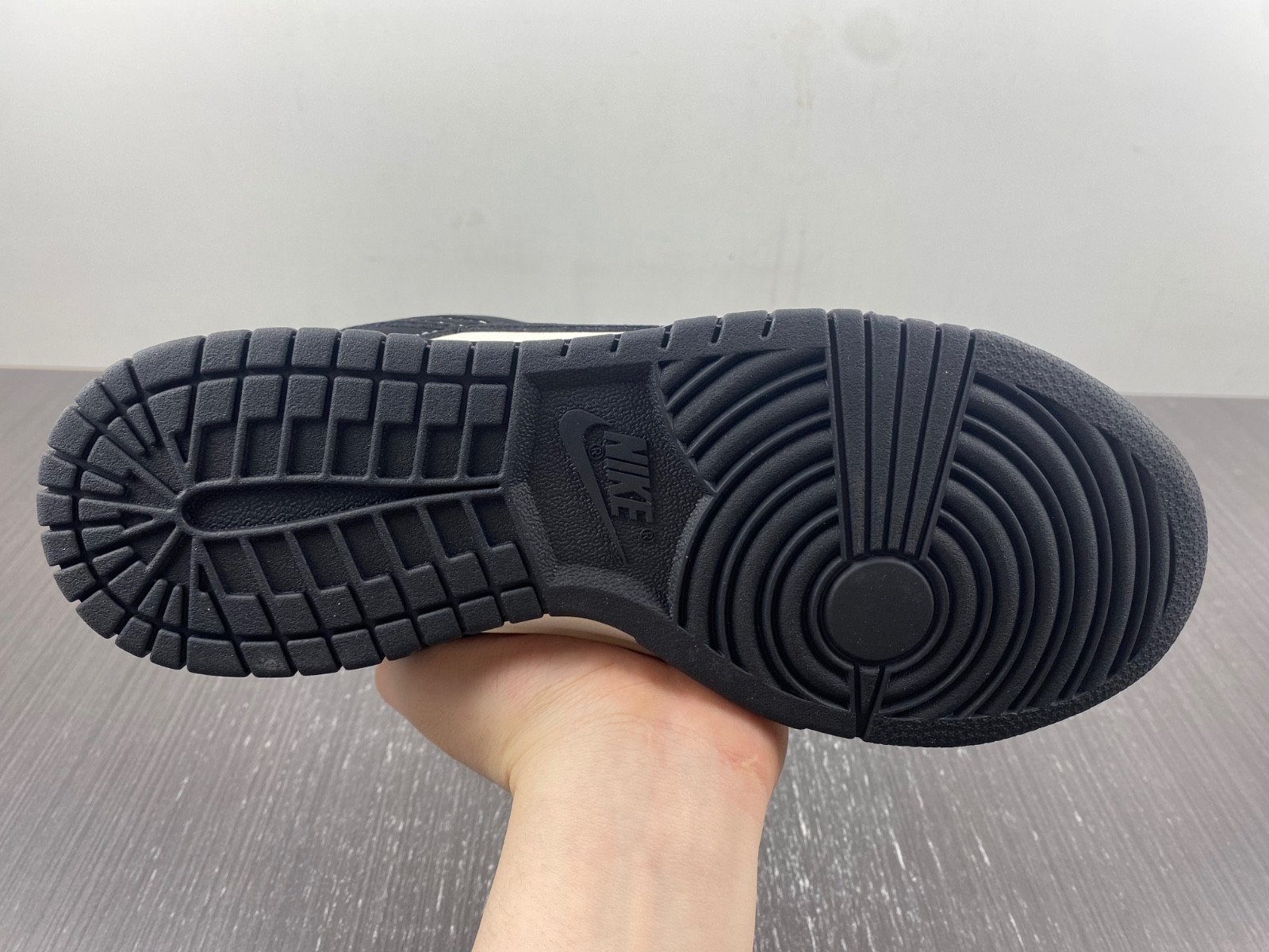 Nike Dunk Low FC1688-300