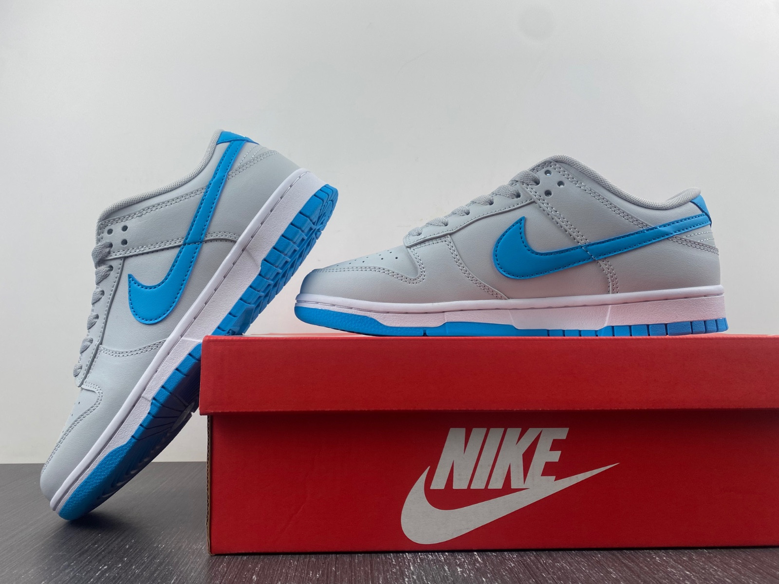 Nike Dunk Low “Light Blue” DV0831-001