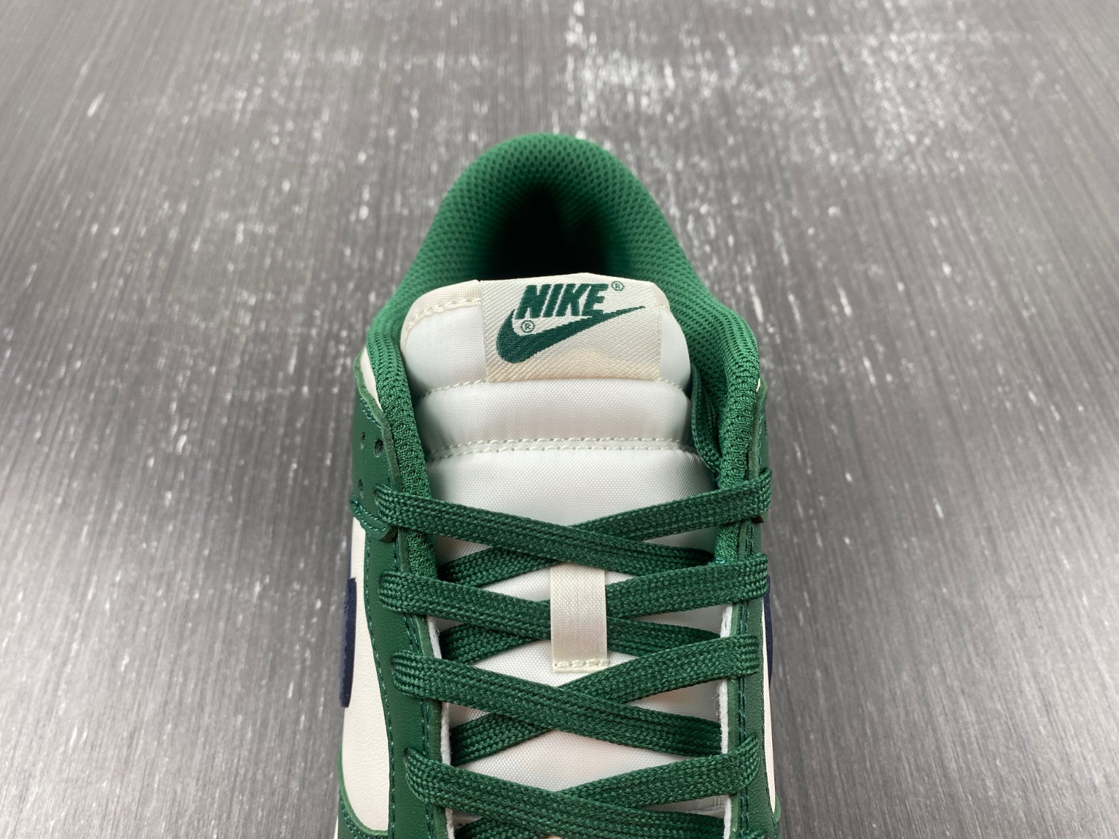 Nike Dunk Low “Gorge Green” DD1503-300