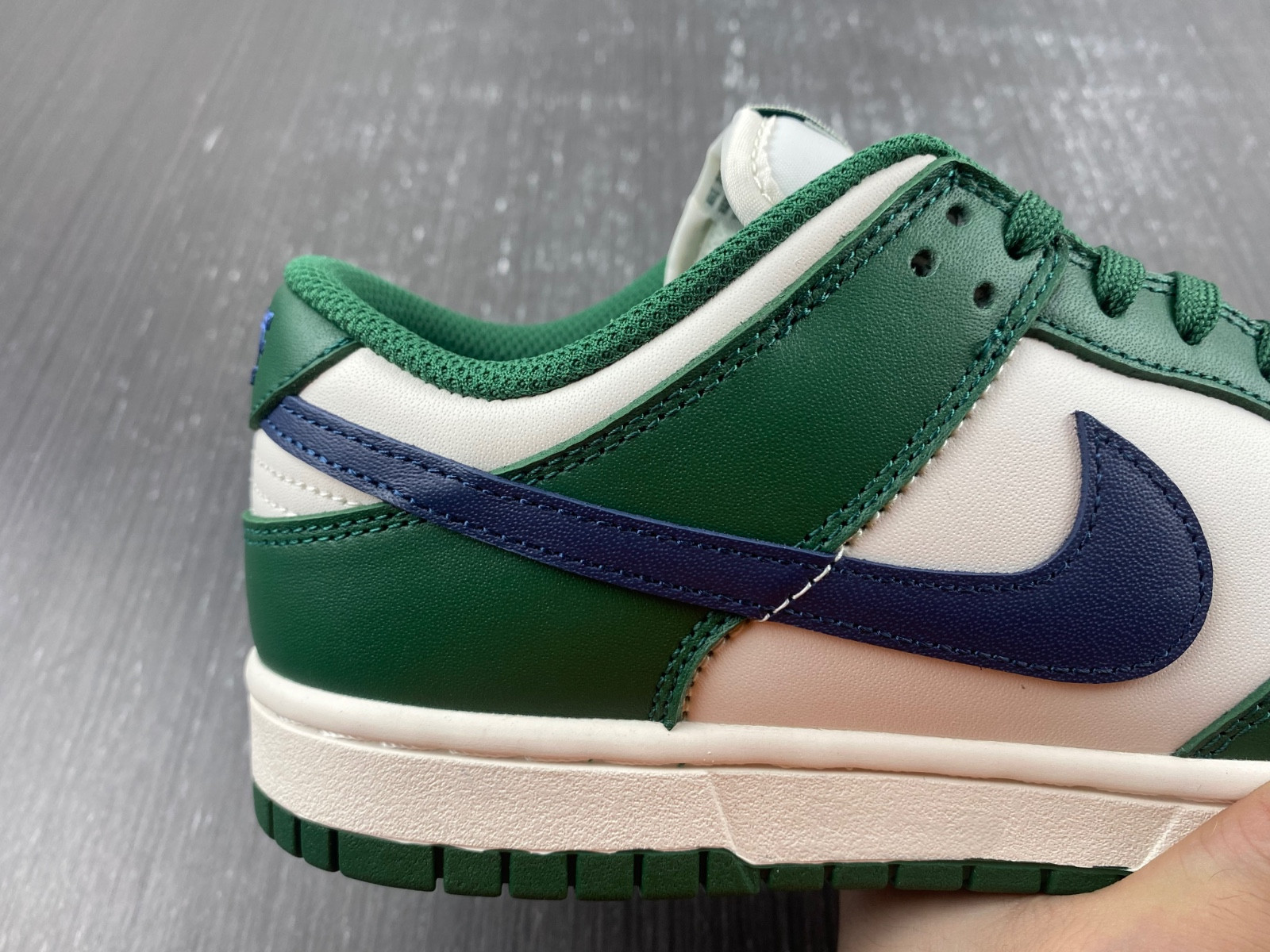 Nike Dunk Low “Gorge Green” DD1503-300