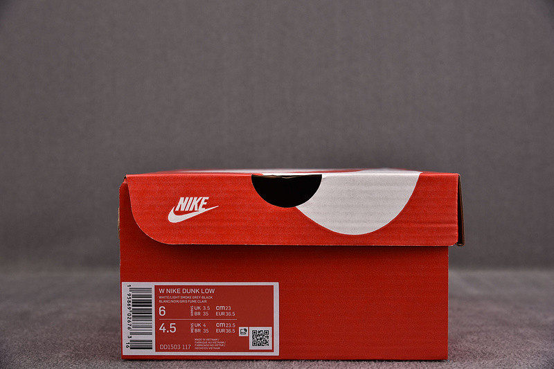 Dunk Low“Light Smoke Grey DD1503-117