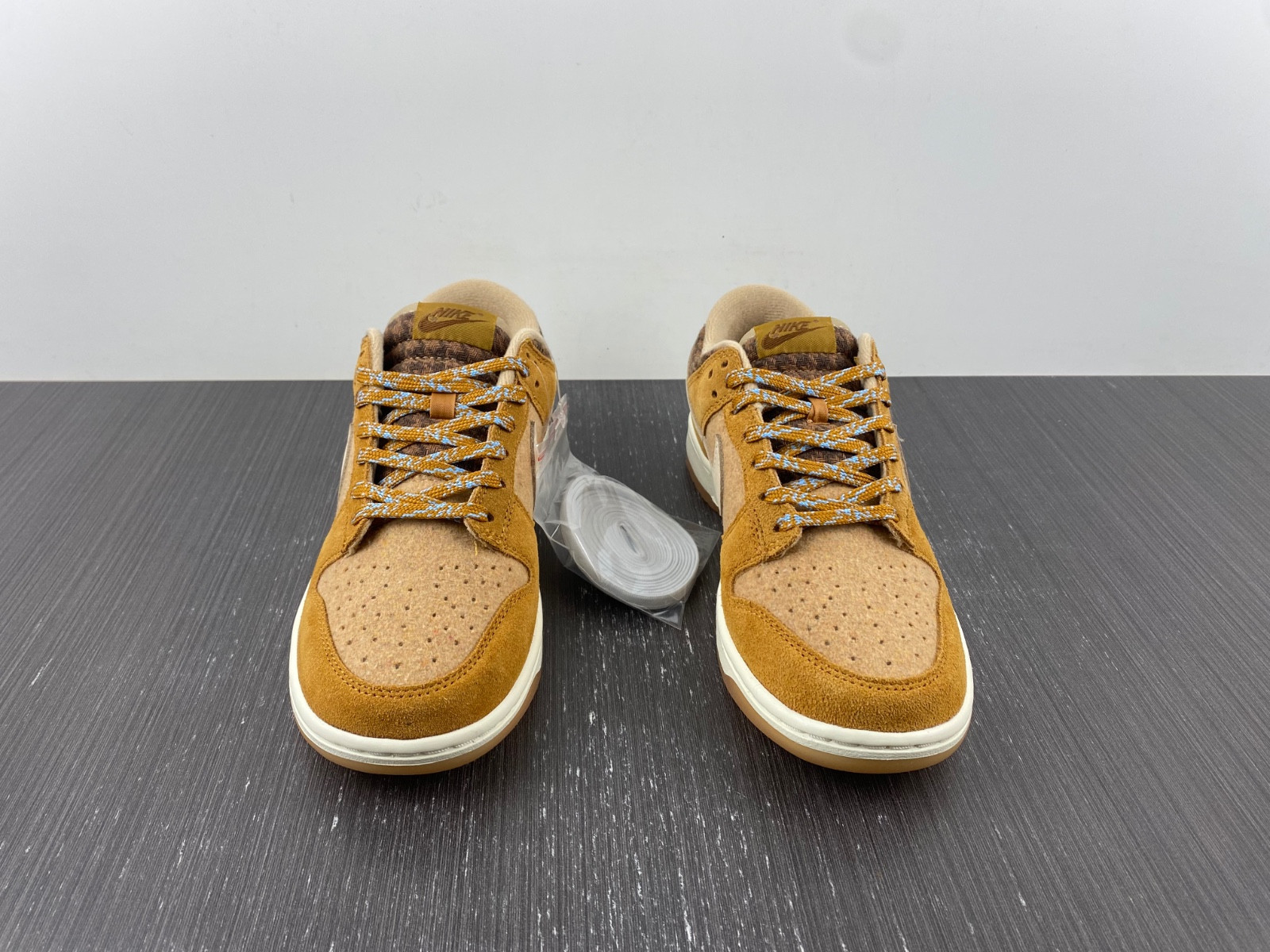 Nike Dunk Low “Teddy Bear” DZ5350-288