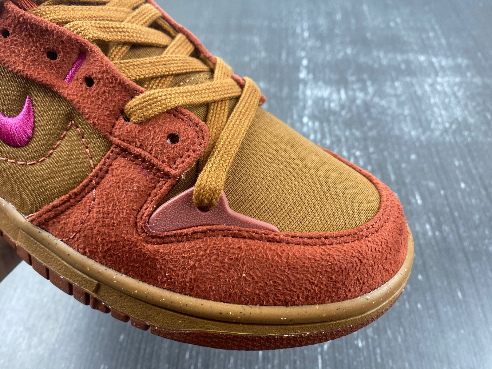 Nike Dunk Low Disrupt 2 “Desert Bronze” DH4402-200