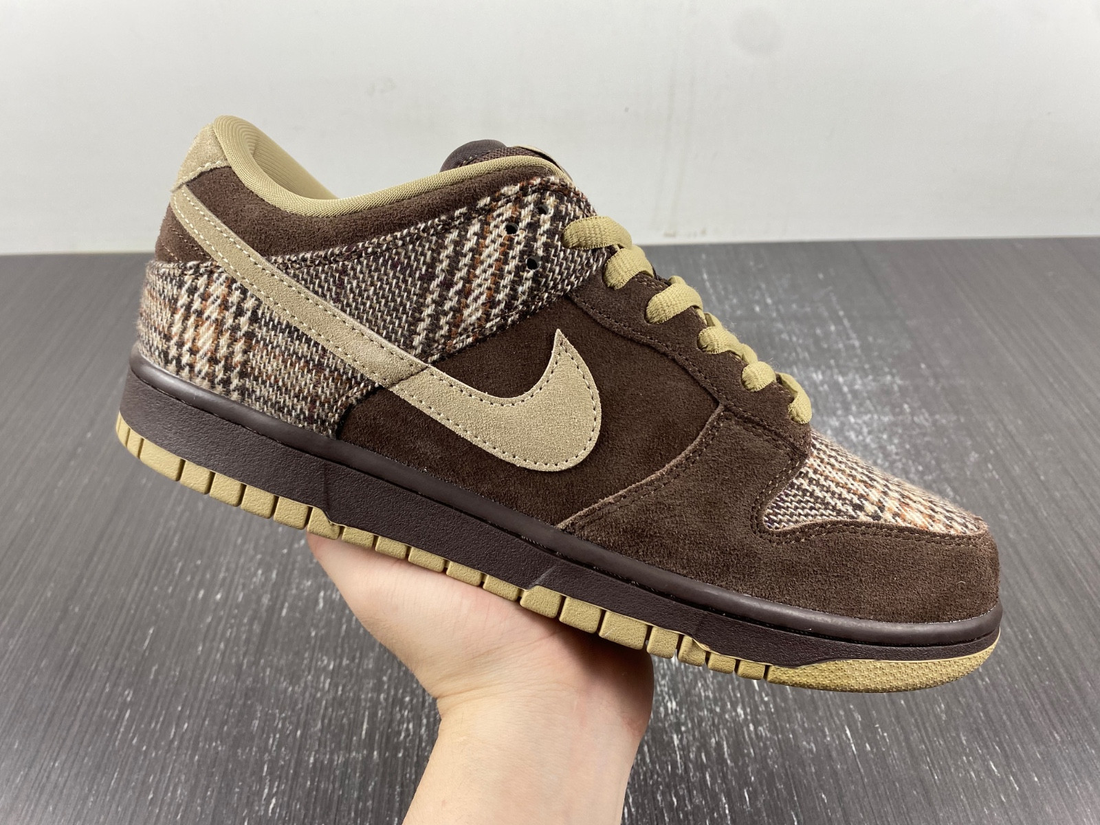 Nike SB Dunk Low “Tweed” 304292-223