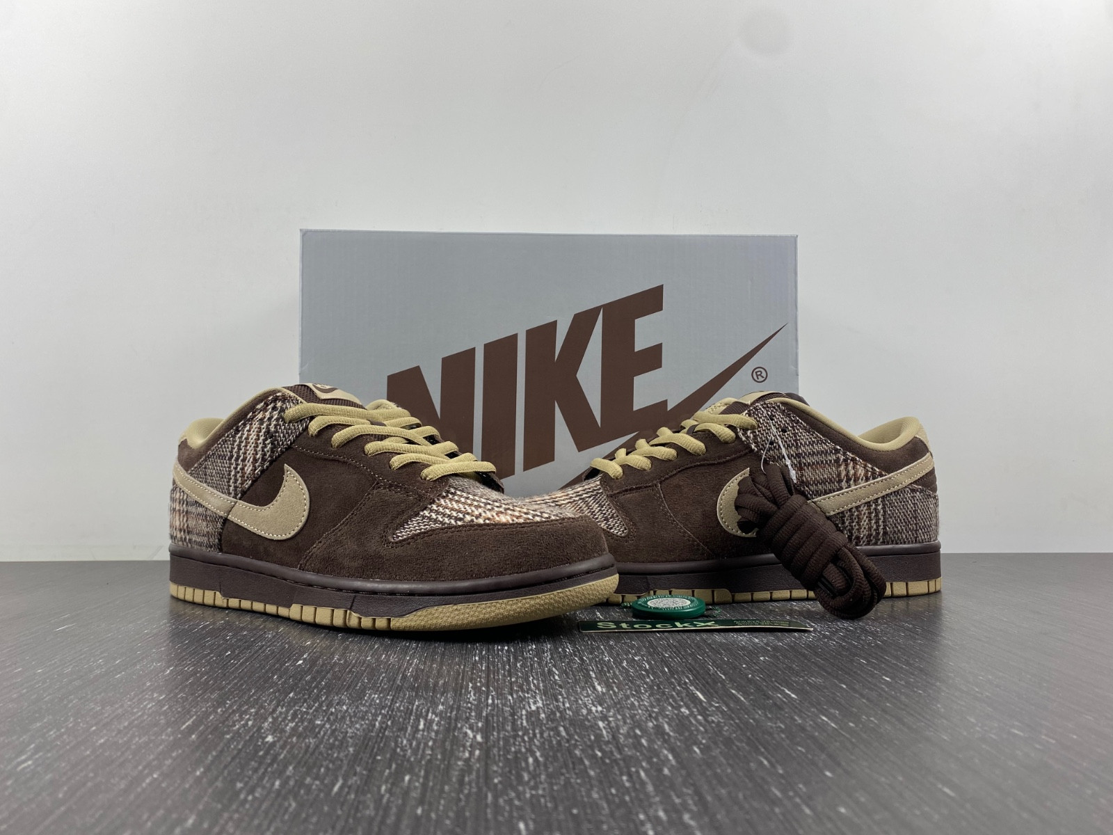 Nike SB Dunk Low “Tweed” 304292-223