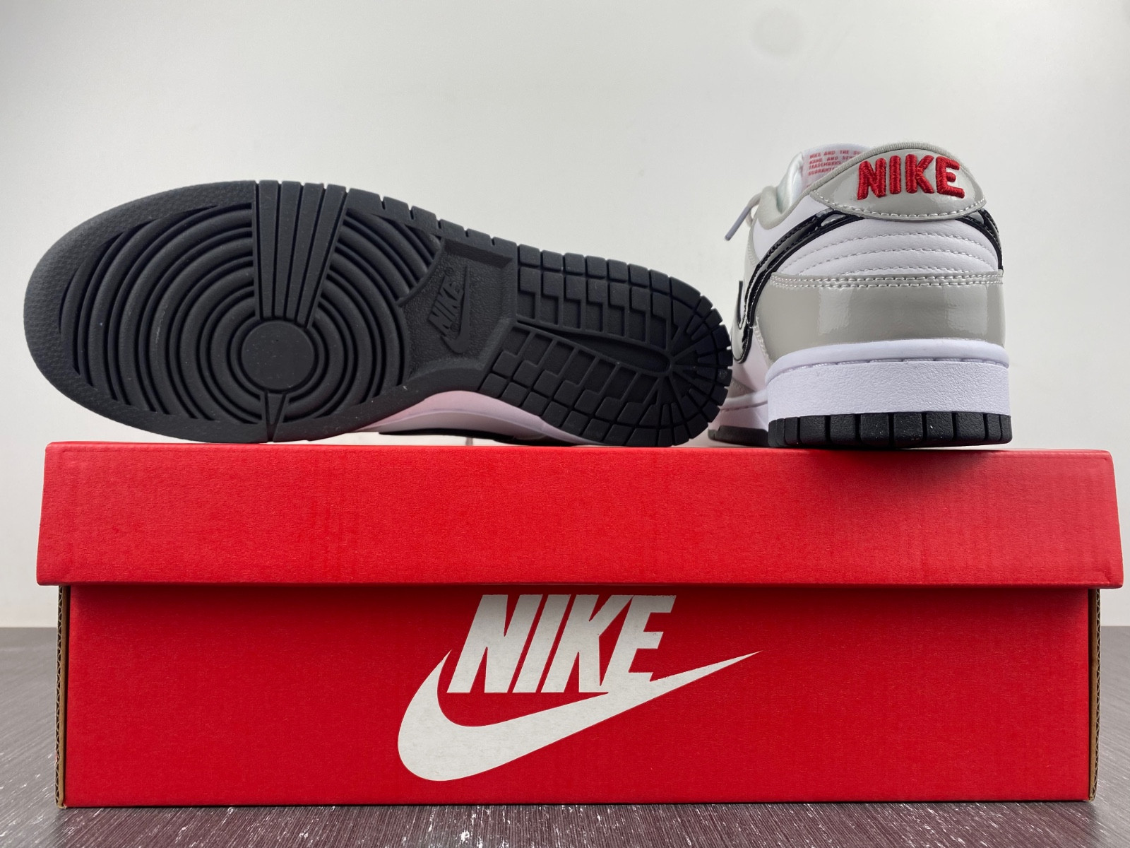Nike Dunk Low “Light Iron Ore“ DQ7576-001