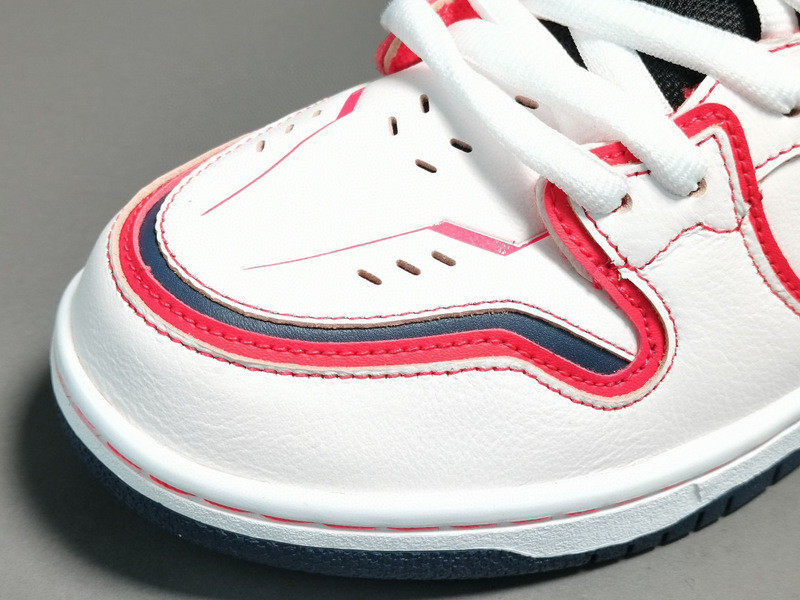 Gundam x Nike SB Dunk High "Project Unicorm-Rx-0” DH7717-100