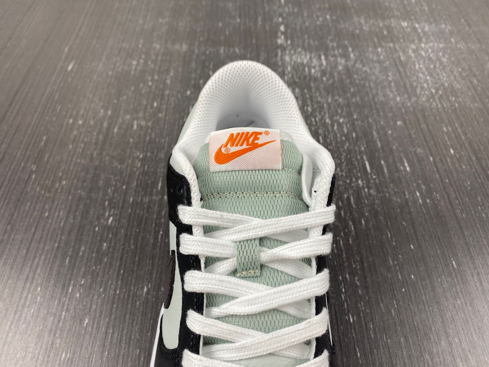 Nike Dunk Low FN7808-001