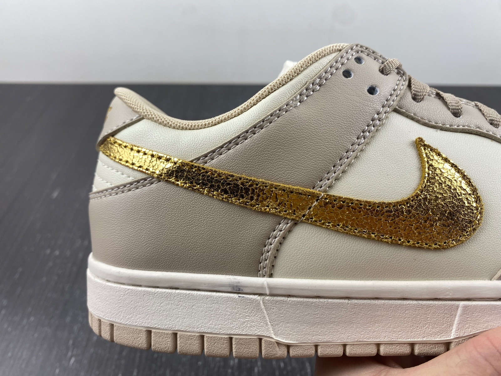 Nike Dunk Low Phantom Metallic Gold DX5930-001