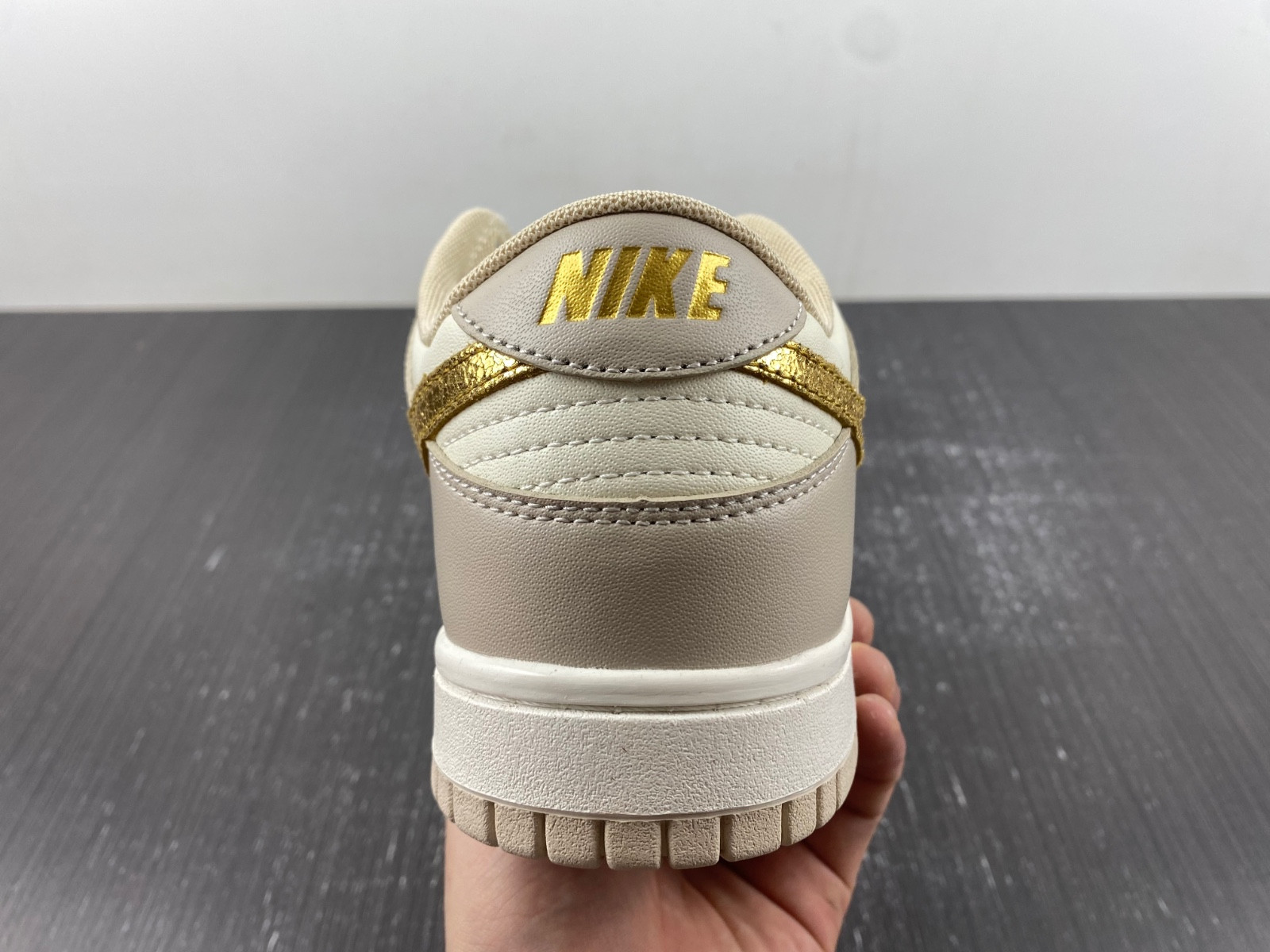 Nike Dunk Low Phantom Metallic Gold DX5930-001