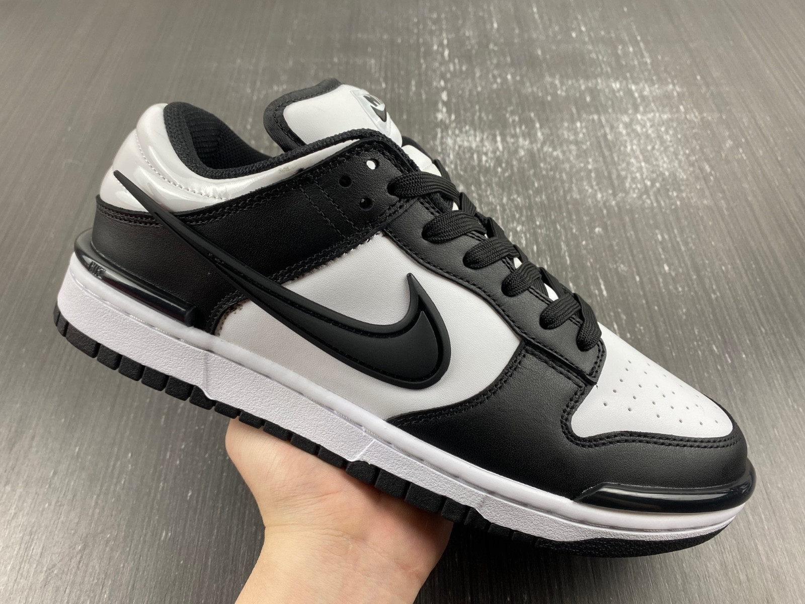 Nike Dunk Low Twist “Panda” DZ2794-001