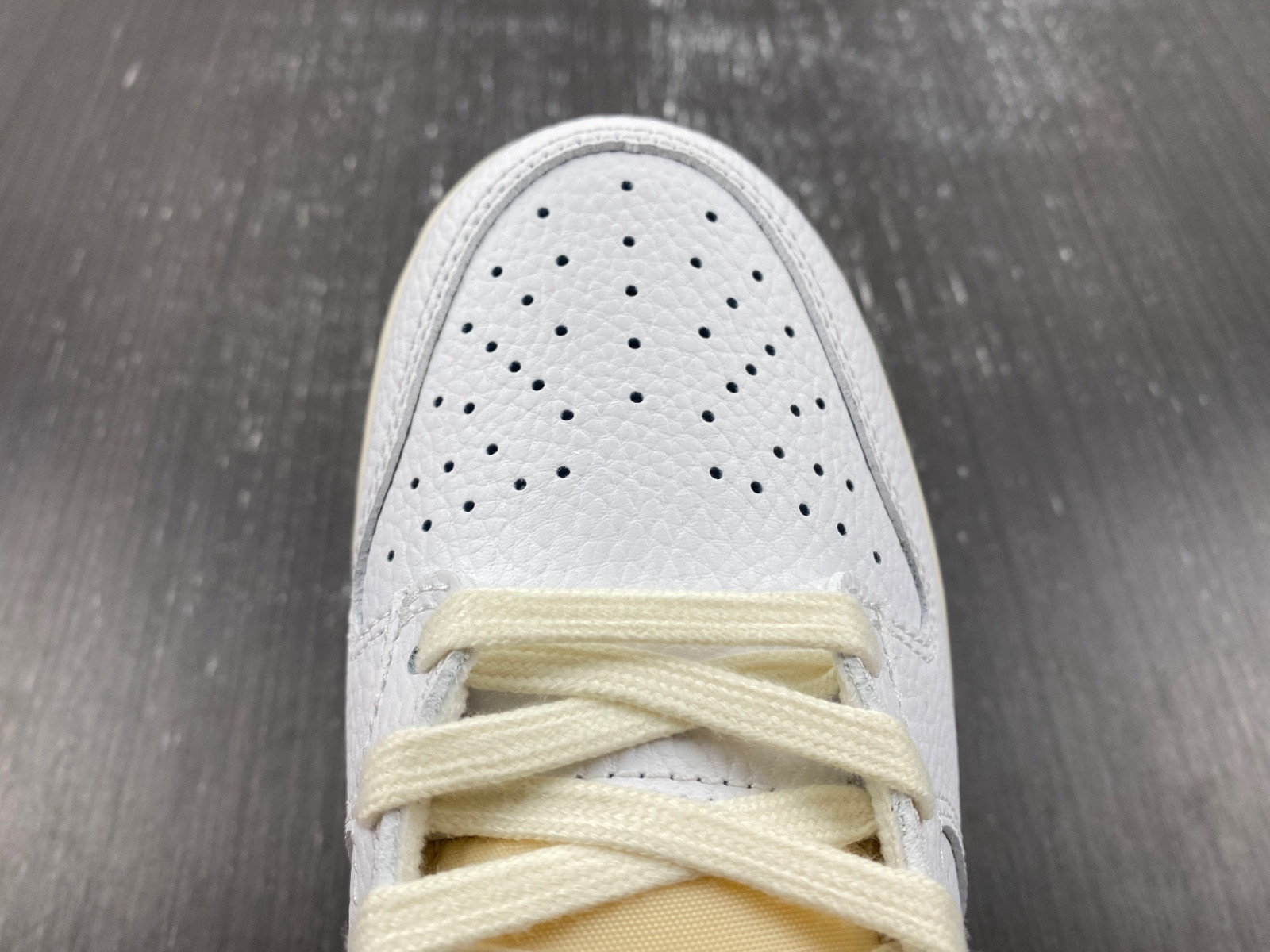 Nike Dunk Low “Washed Denim” FN6881-100