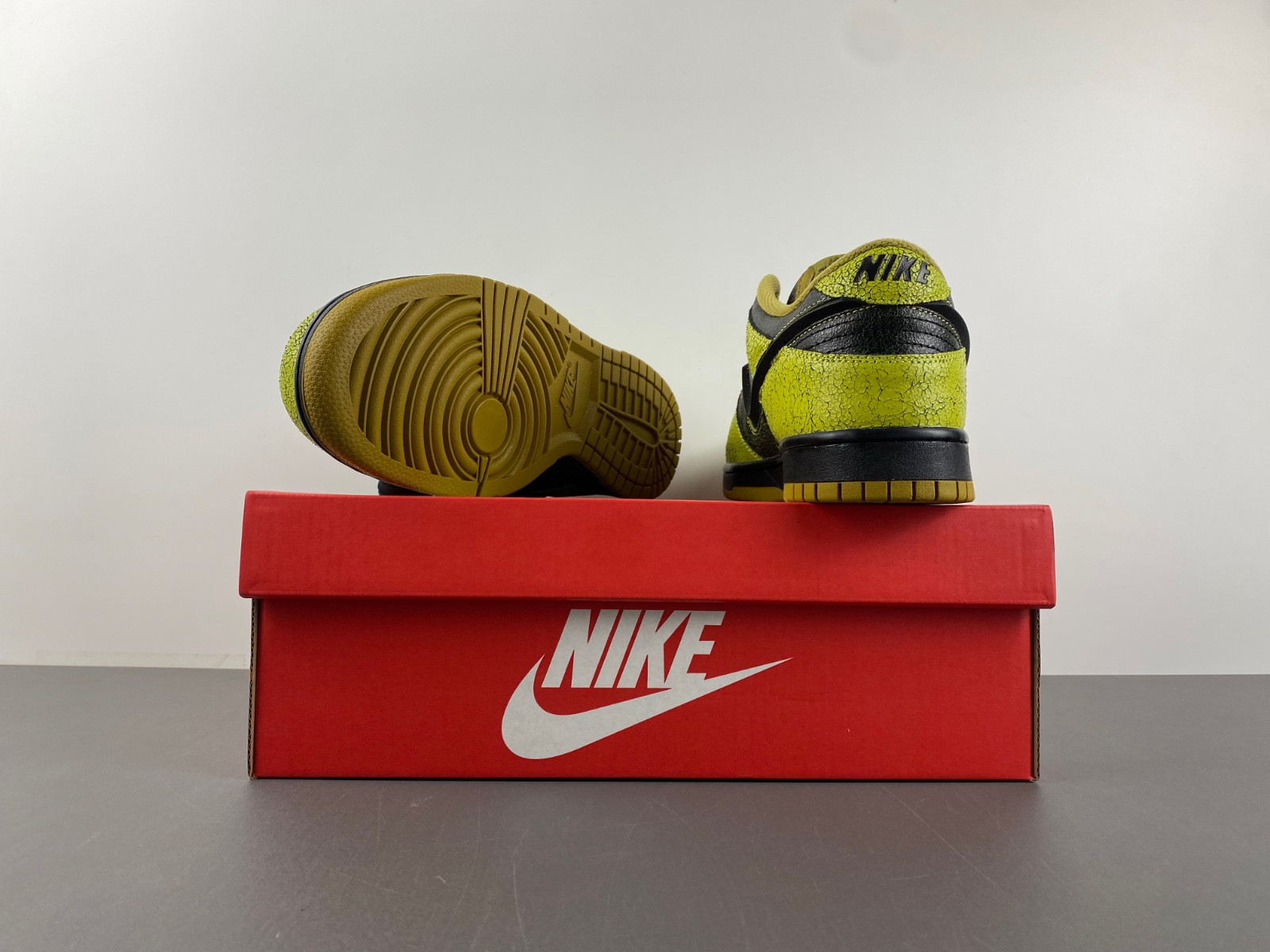 Nike Dunk Low “Halloween” HV6103-300