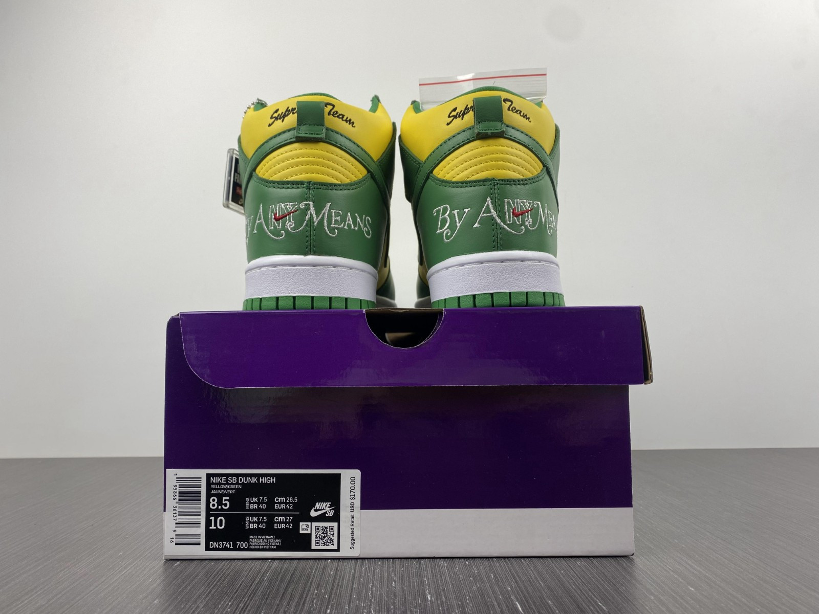 Supreme x Nike SB Dunk High “By Any Means” DN3741-700