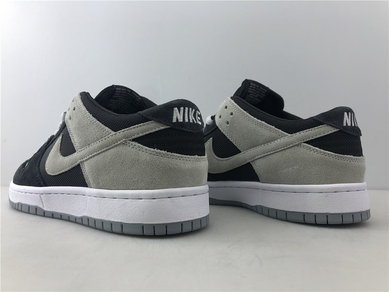 Zoom Dunk Low Pro SB