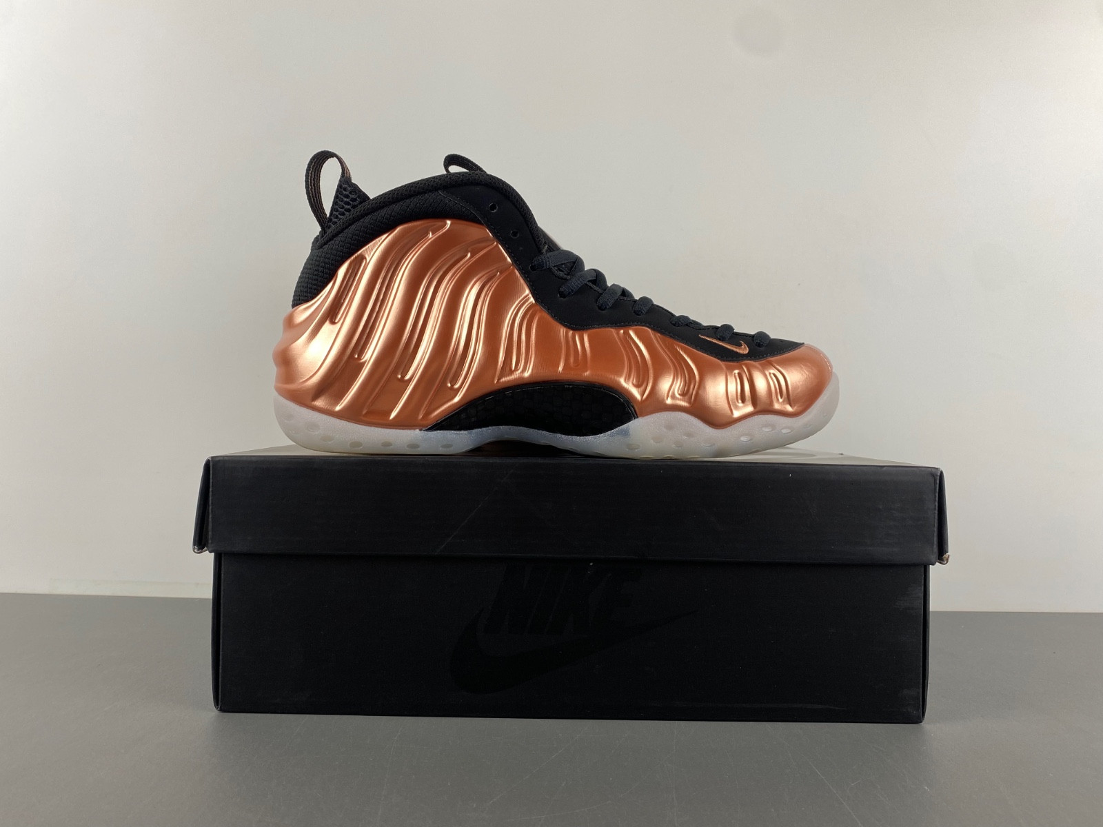 Nike Air Foamposite One “Metallic Copper FZ9902-001
