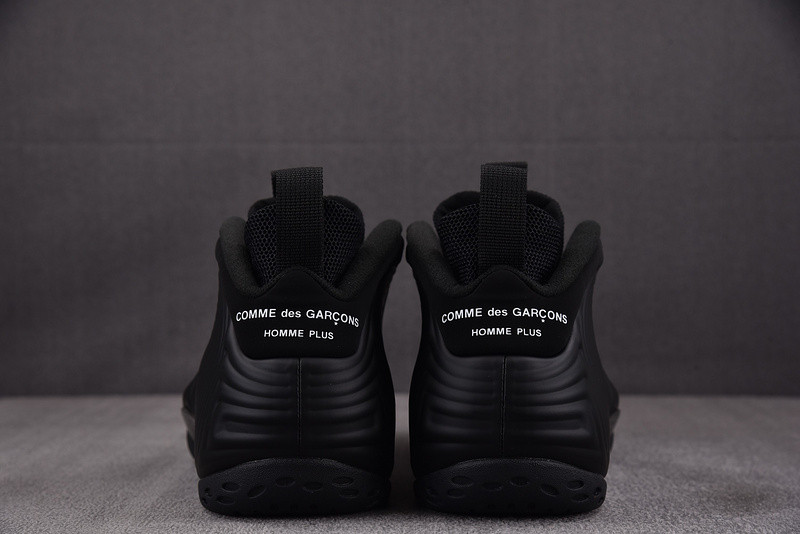 NK Air Foamposite One CDG Homme Plus Black DJ7952-001