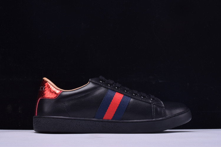 GC Ace Embroidered Low-Top Sneaker black with bee mens 431942-A38G0