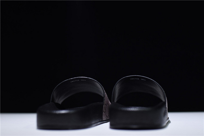 GC Leather SLIDE SANDAL with PLAID