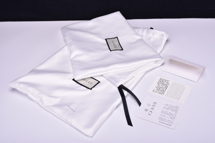 GC RHYTON VINTAGE TRAINER SNEAKER 498916 A9L00 9522