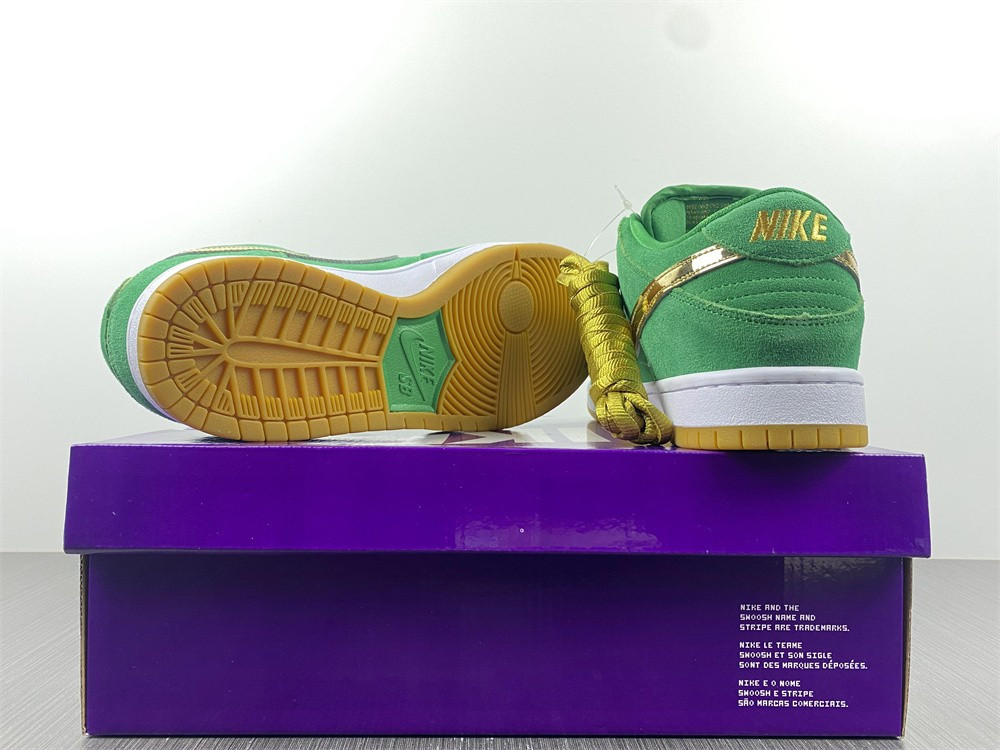 Nike Dunk Low Pro St.Patrick