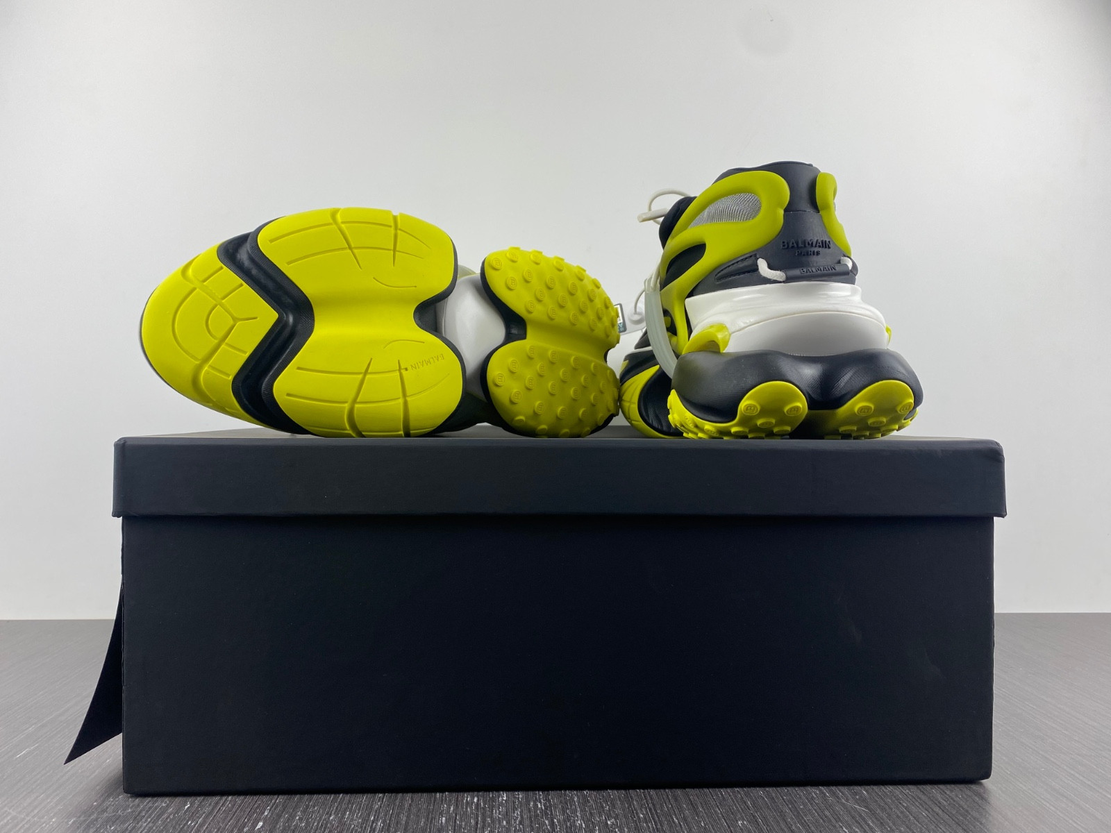 BALMAIN White BLM02241