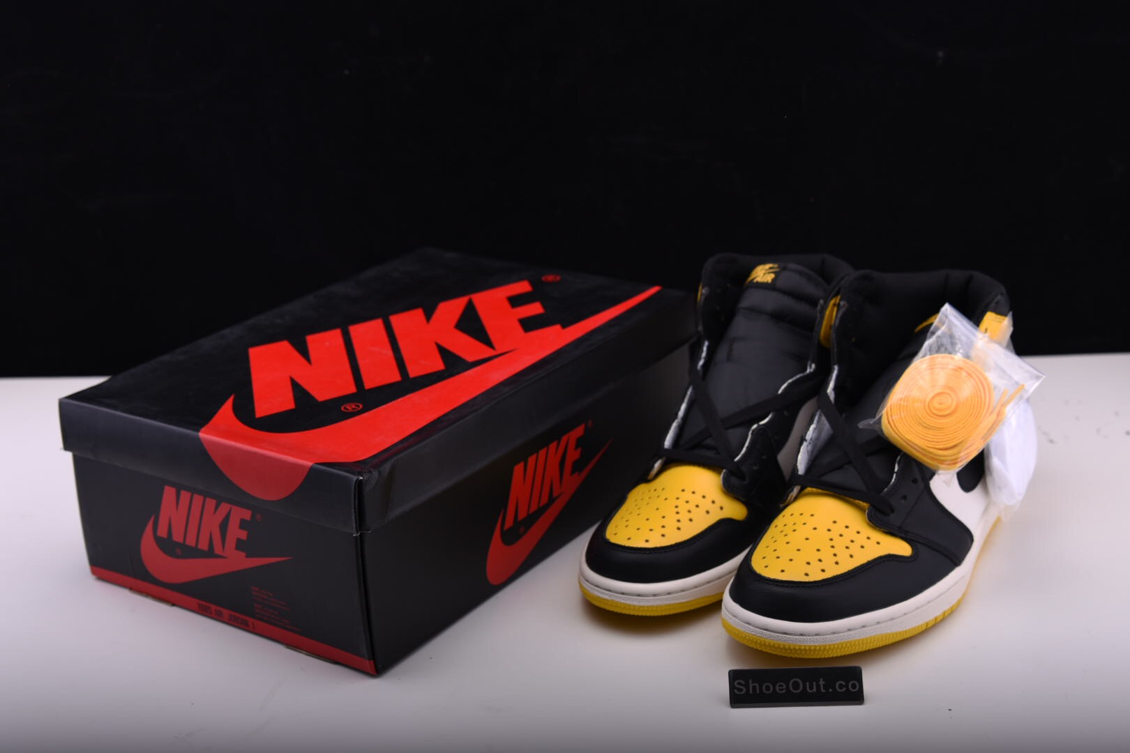 Air Jordan 1 Retro High OG “Yellow Toe” AR1020-700