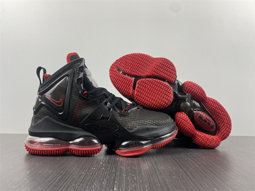 Nike LeBron 19 “Bred” CZ0203-001