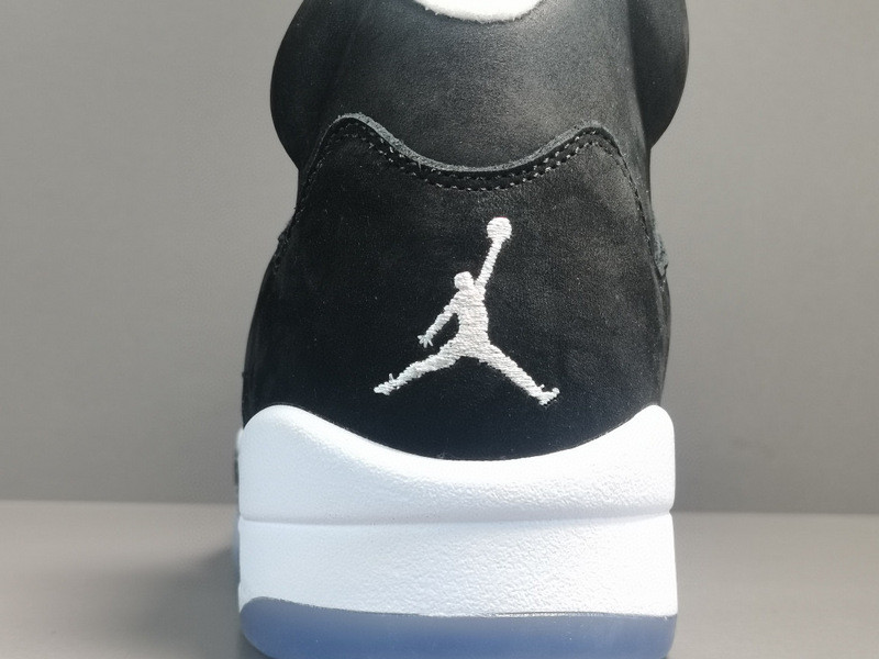 Air Jordan 5 Retro “Moonlight” CT4838-011