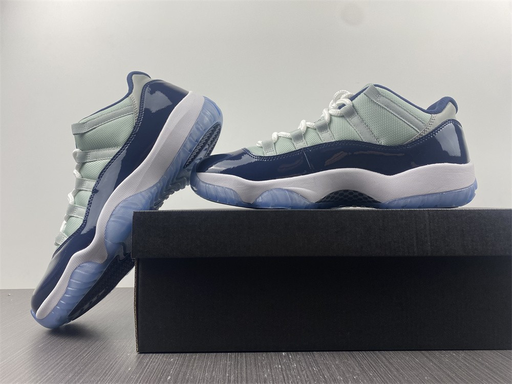 Jordan 11 Retro Low Georgetown (GS) 528896-007