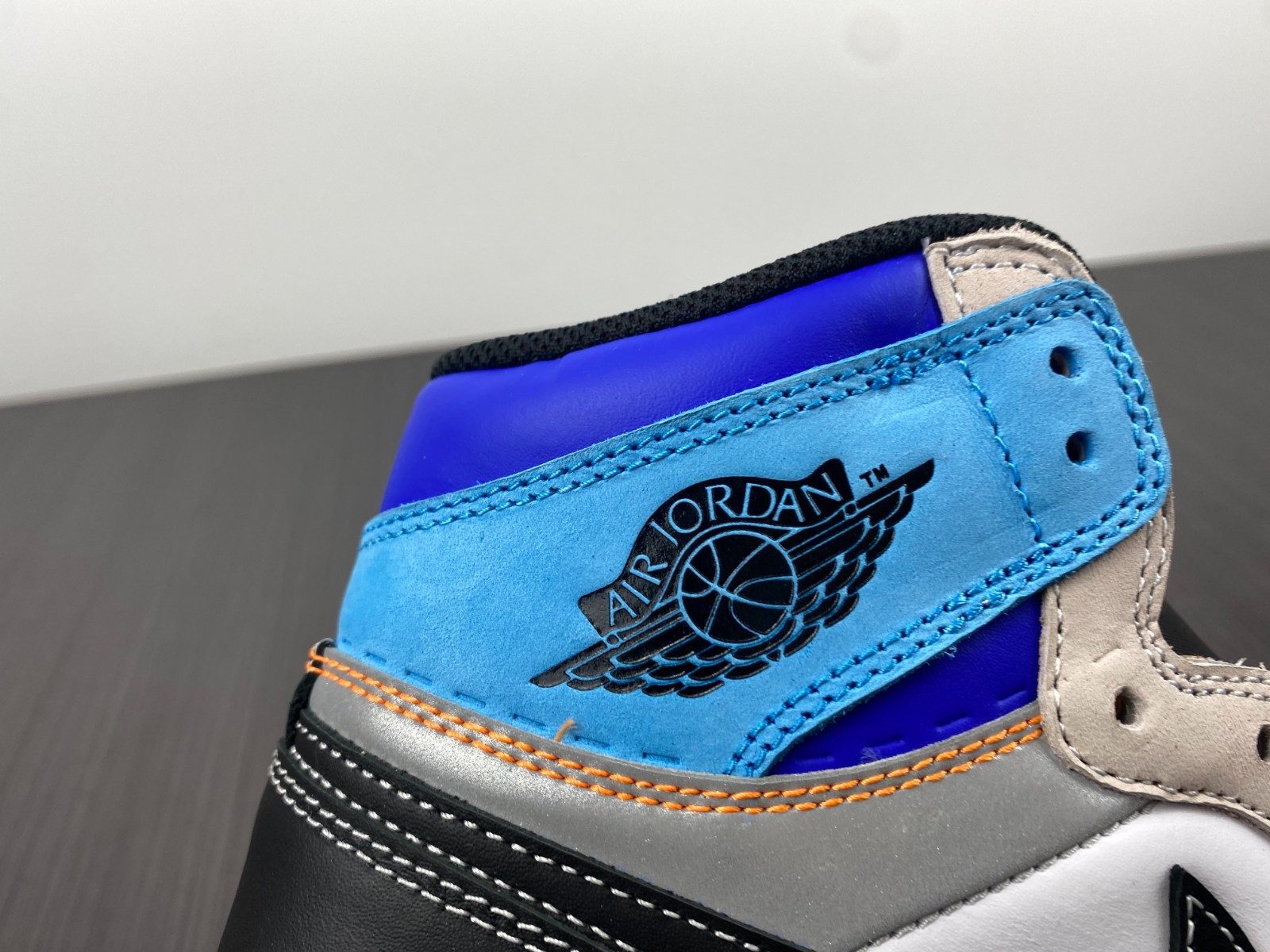 Air Jordan 1 High OG “Prototype” DC6515-100