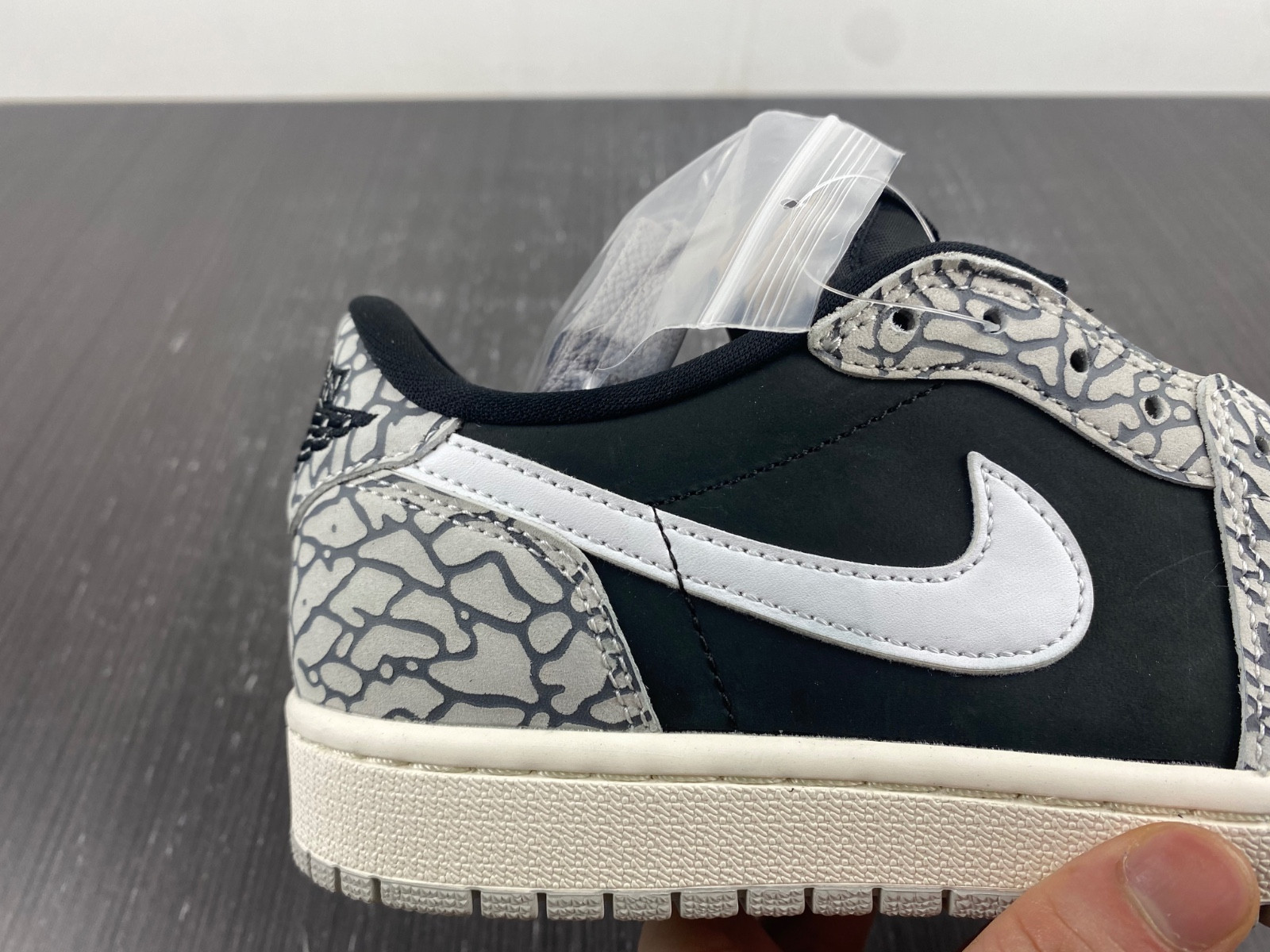 Air Jordan 1 Low OG “Black Cement” CZ0790-001