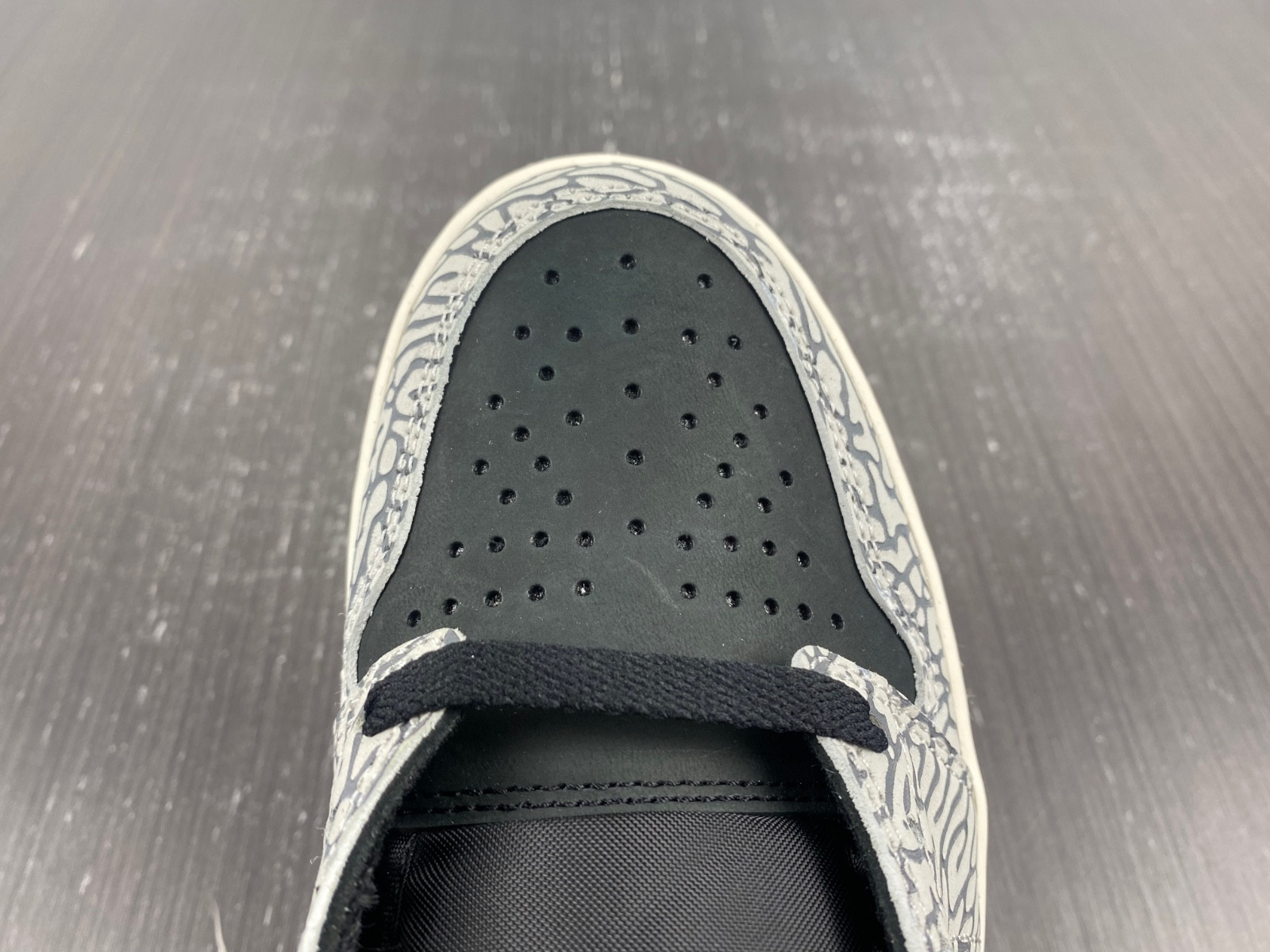 Air Jordan 1 Low OG “Black Cement” CZ0790-001